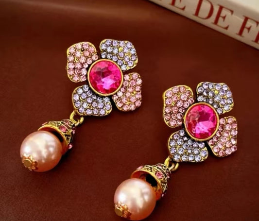 Flowers Pink Pearl Design Earrings Fashion Jewelry for Women & Girls